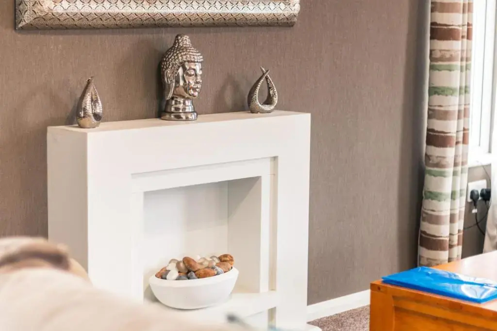 Kingfisher Lodge with Hot Tub