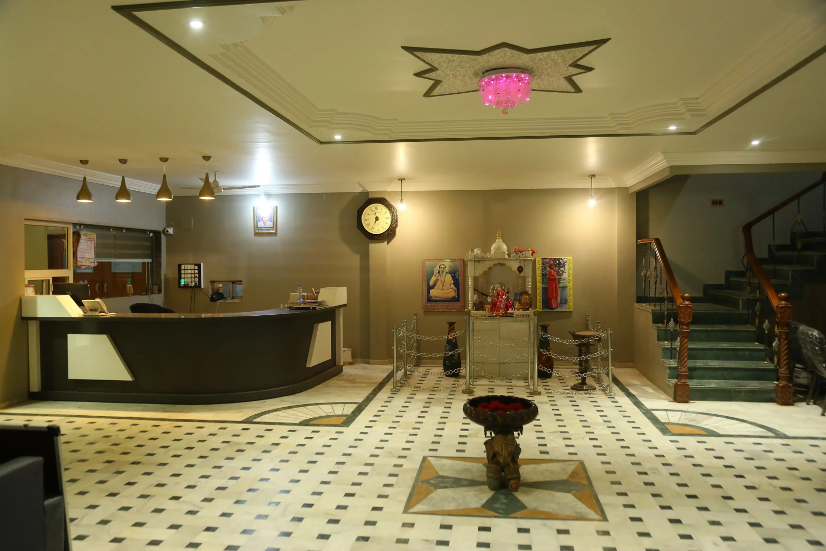 Hotel Natraj & Resort