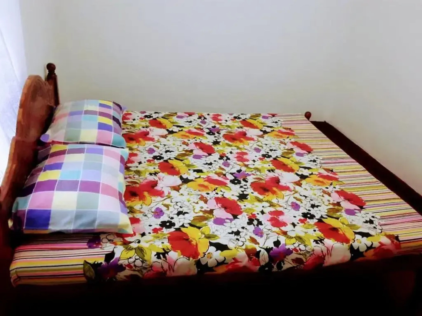 Elkaduwa Bungalow With Natural Pool Sleeps 15