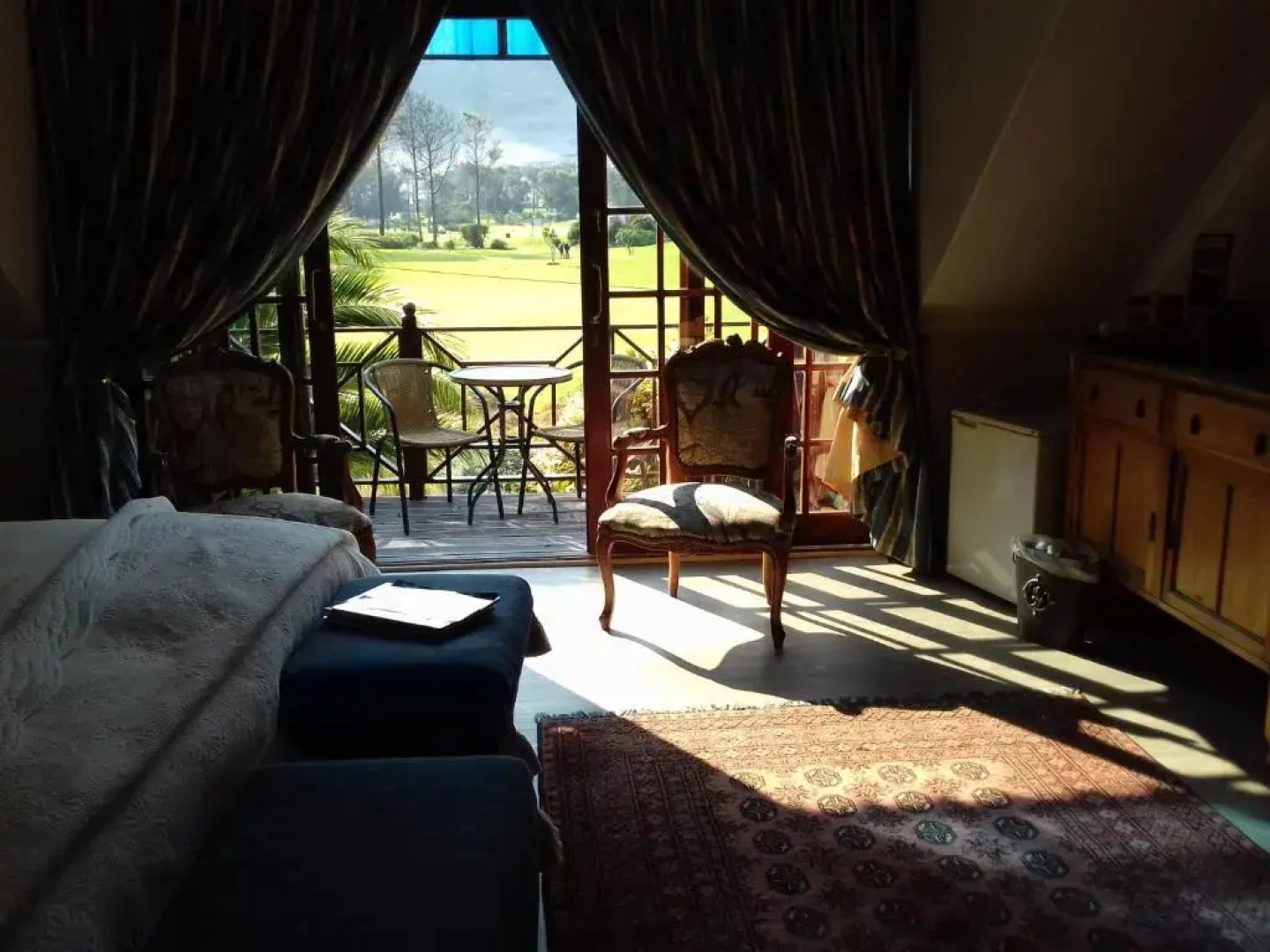 Mulligans Golf Lodge