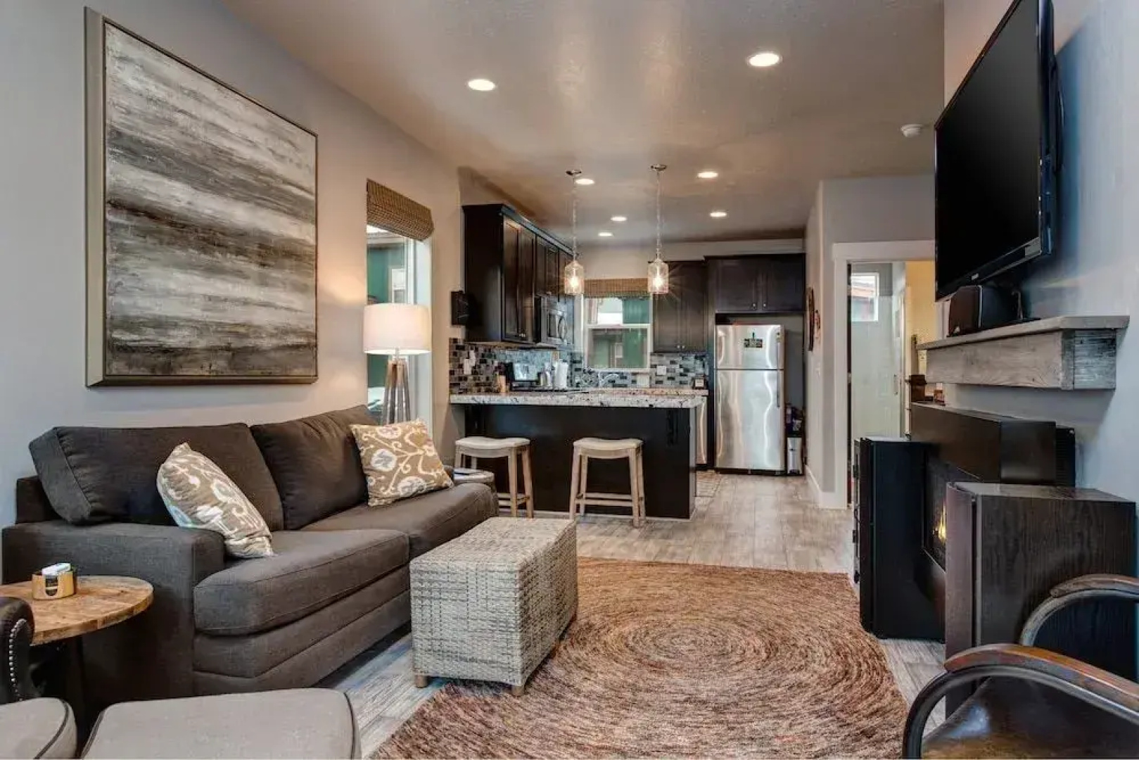 1370 Center Dr Condo by RedAwning
