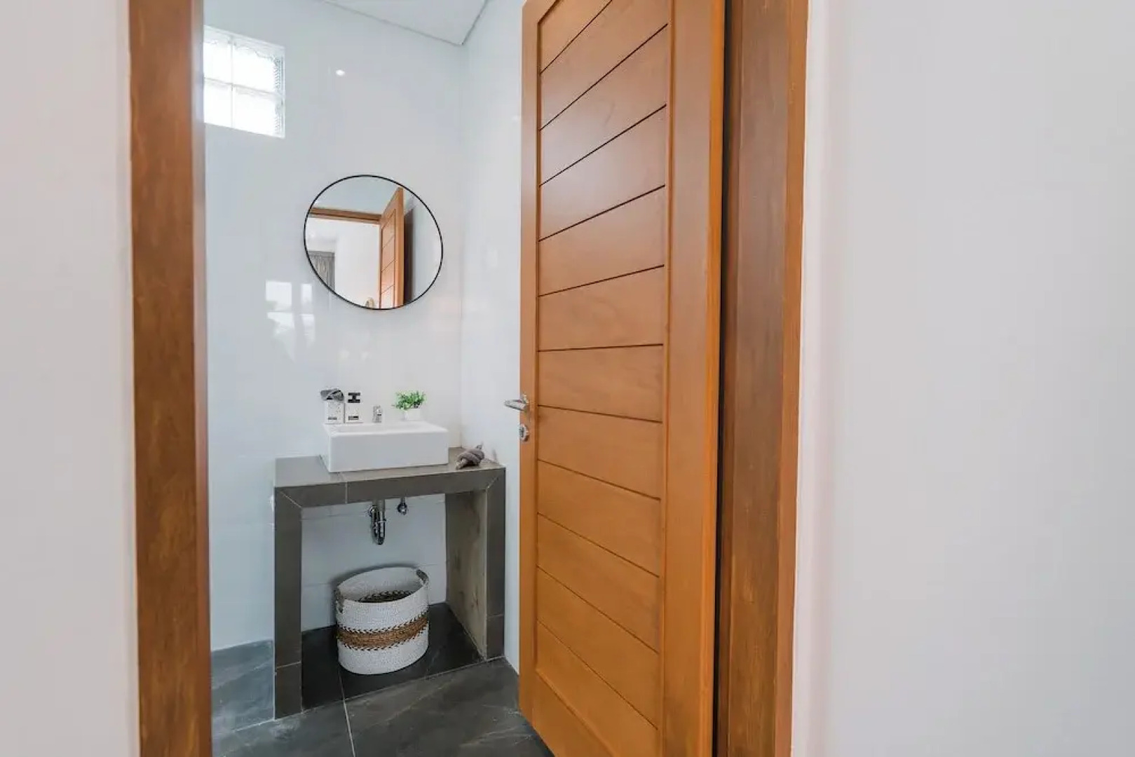 Villa Niji - 3BR Villa with Pool Seseh