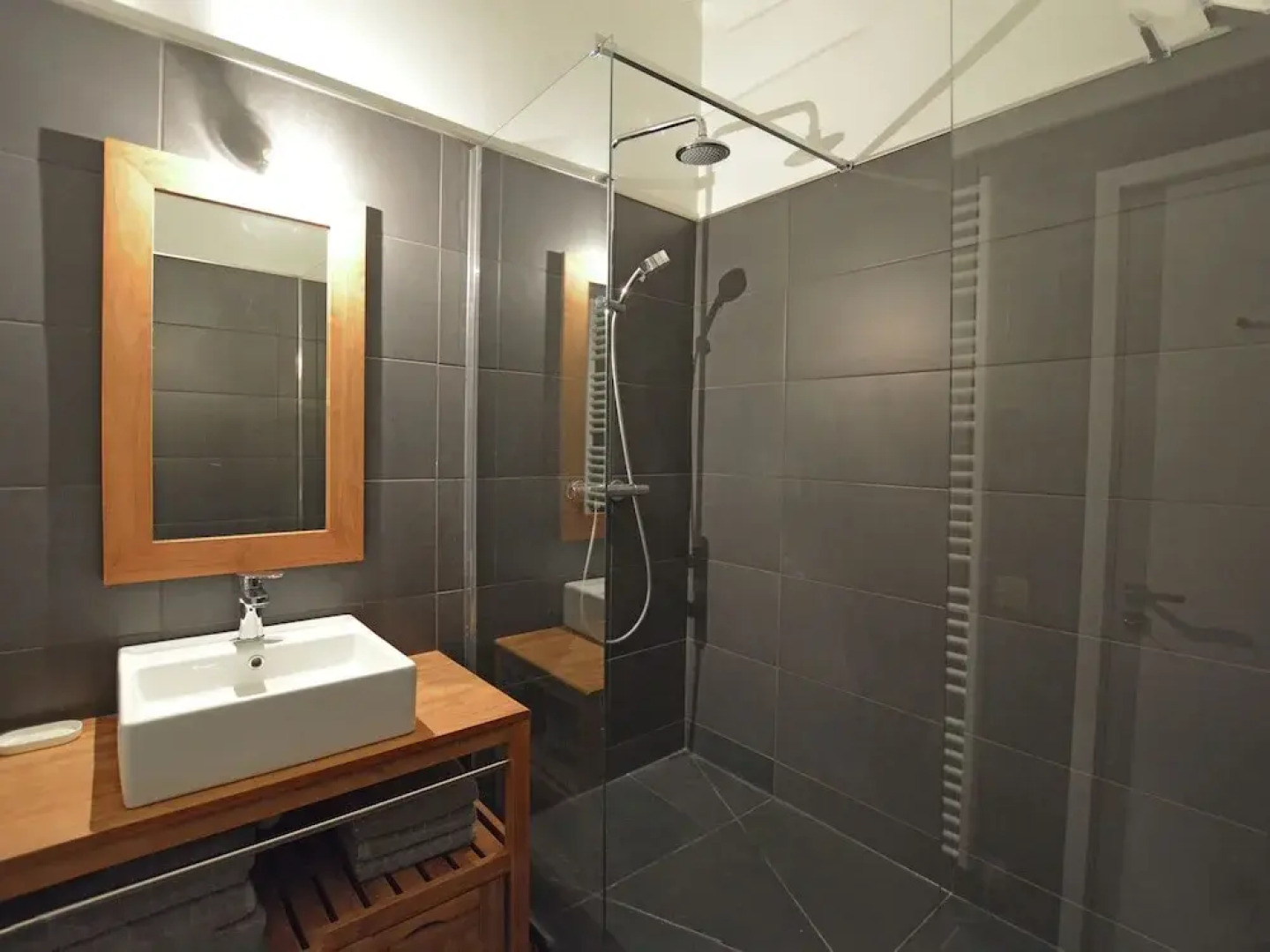 Quaint Villa in Chalabre with Swimming Pool