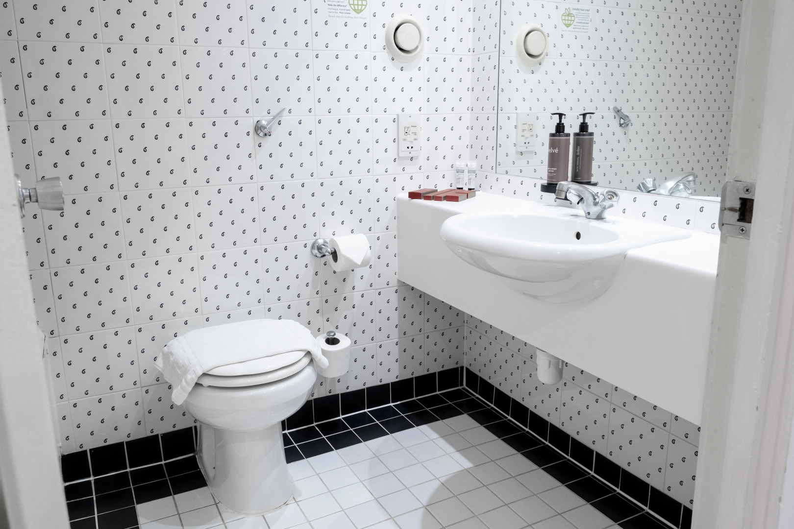 Muthu Glasgow River Hotel