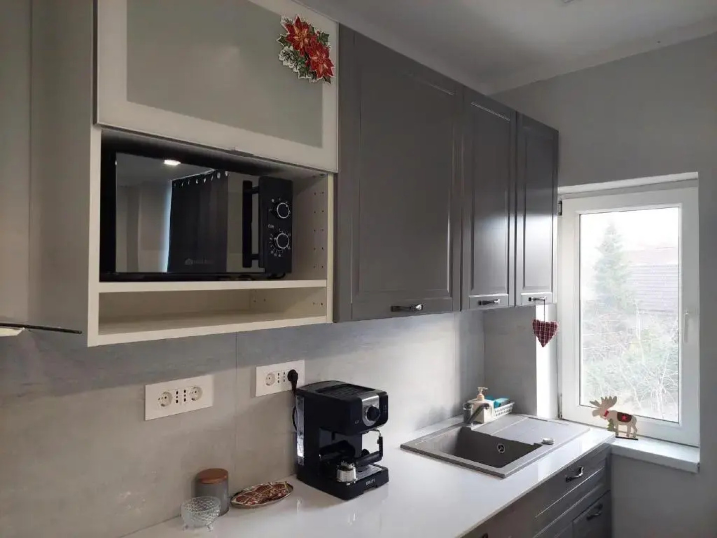 Blue Central House, curte proprie