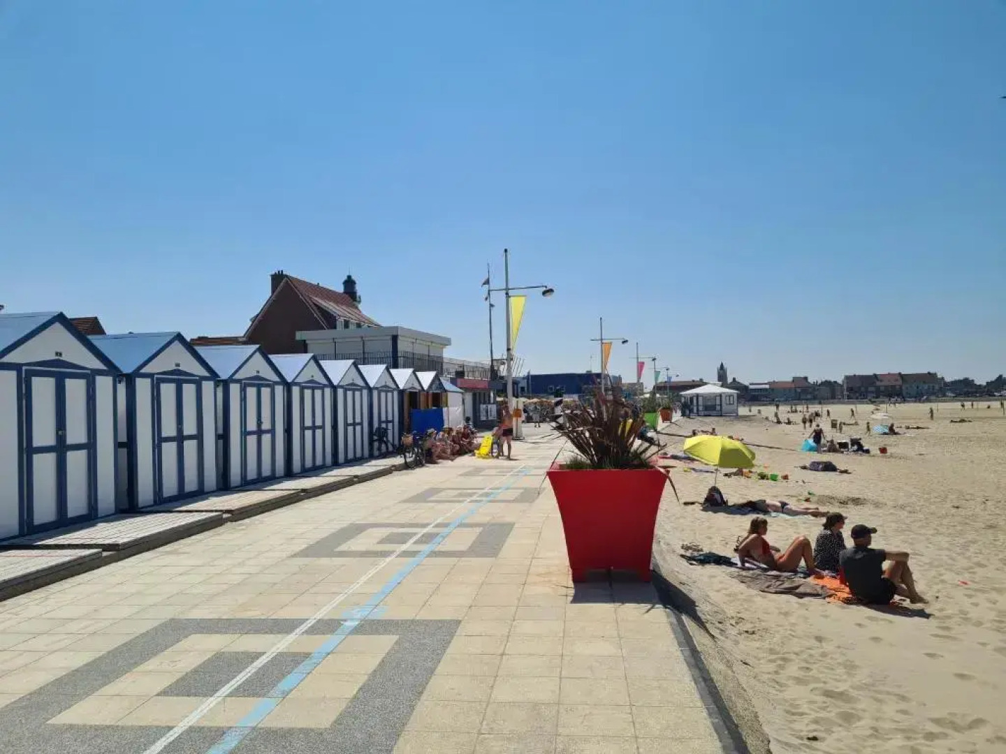 "Les Embruns" Maison meublée, proche de la mer