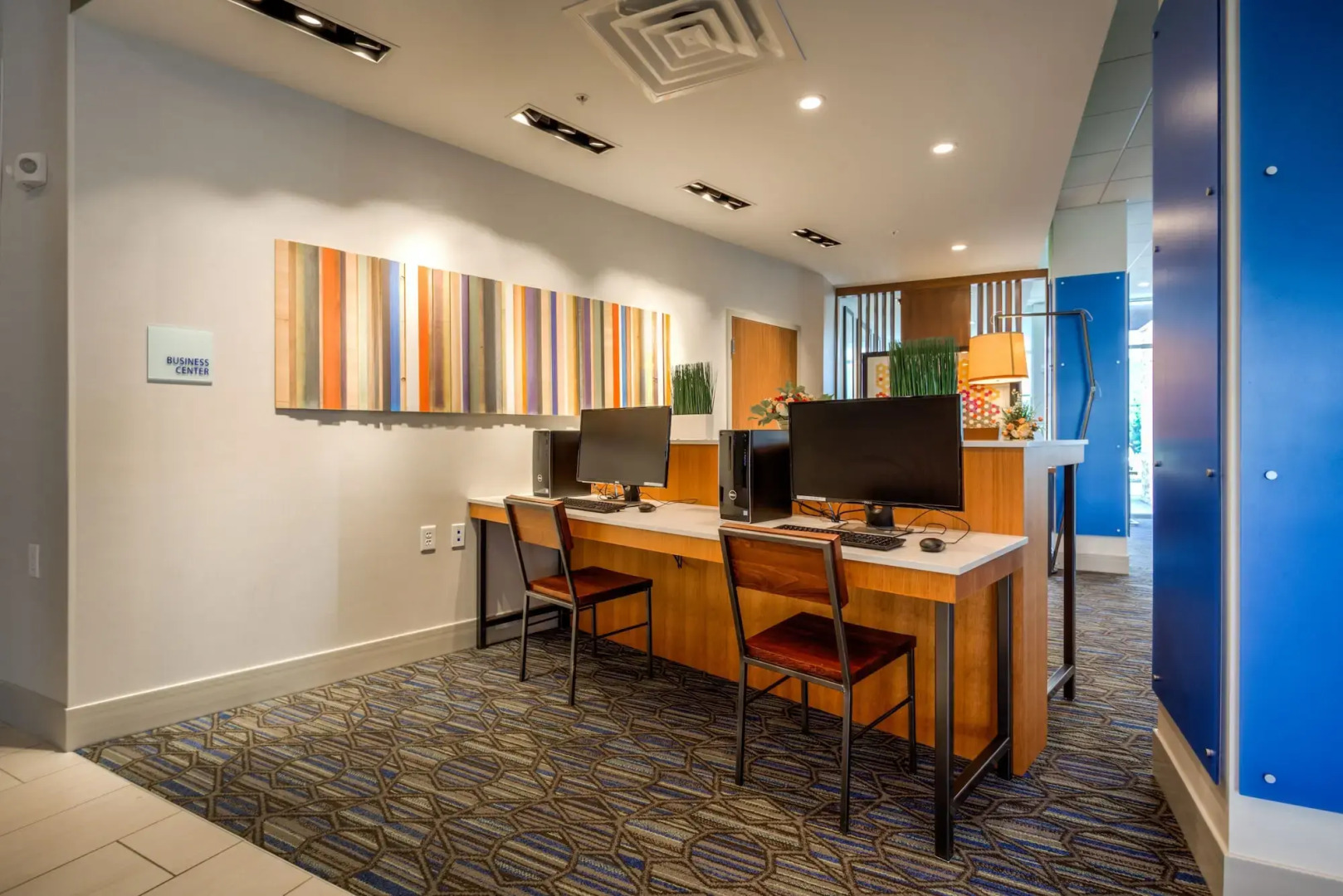 Holiday Inn Express & Suites Reedsville - State Coll Area by IHG