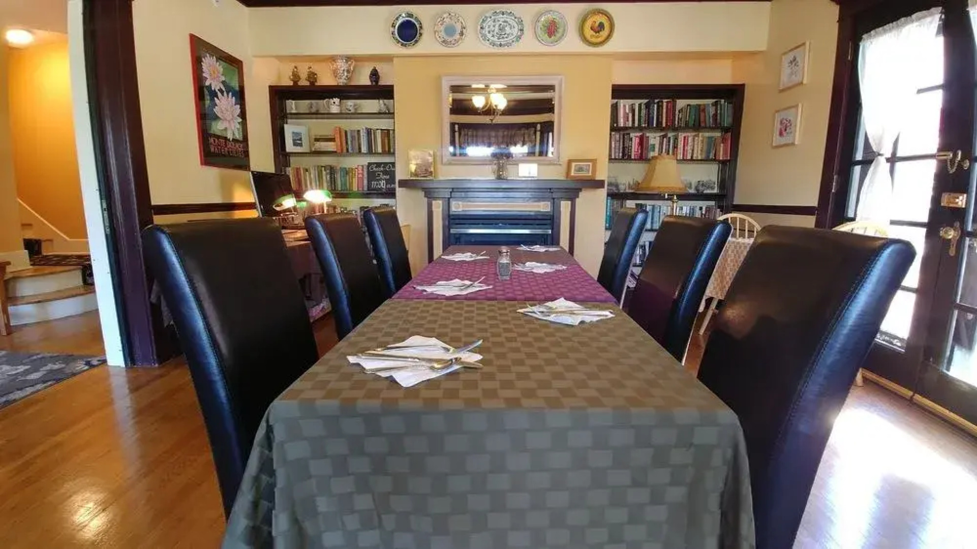 Goldsmith's Riverfront Inn