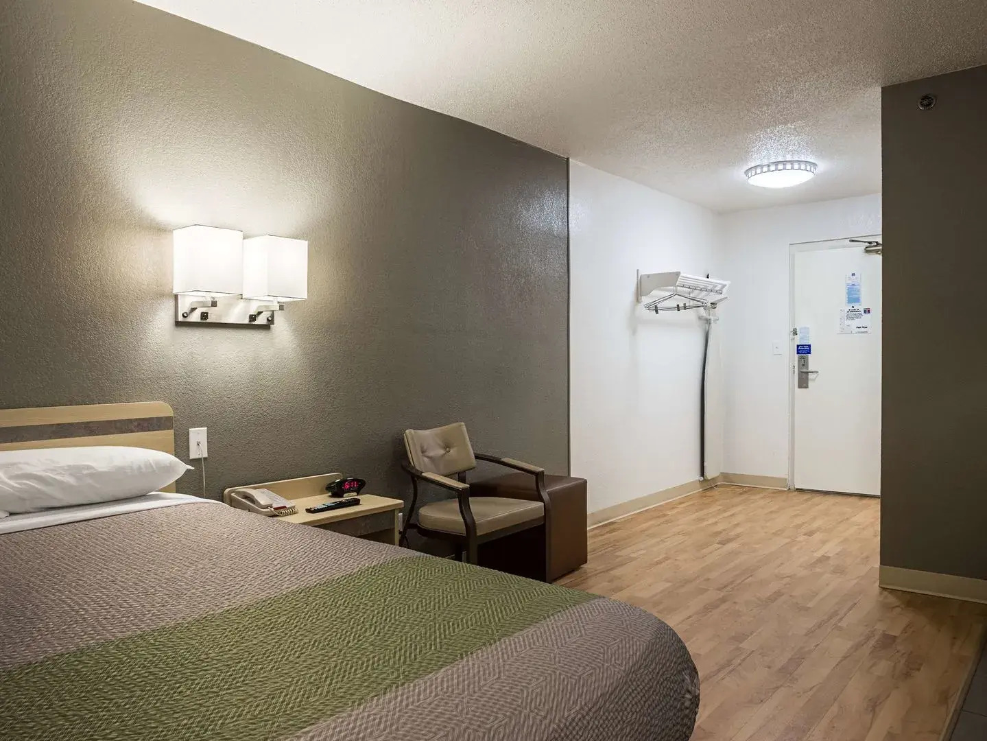 Studio 6 Miamisburg, OH - Dayton