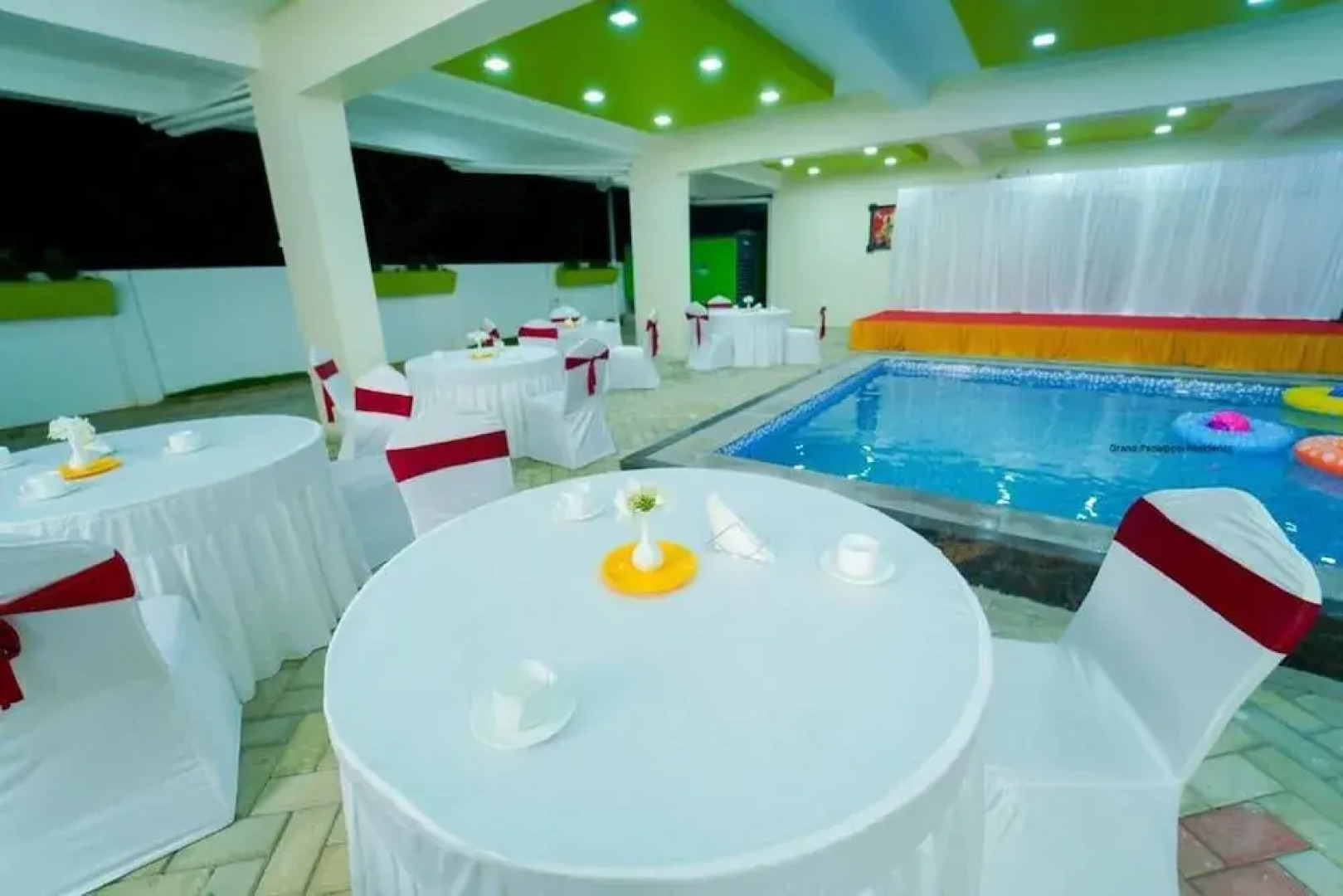 Hotel Grand Padappai Residency