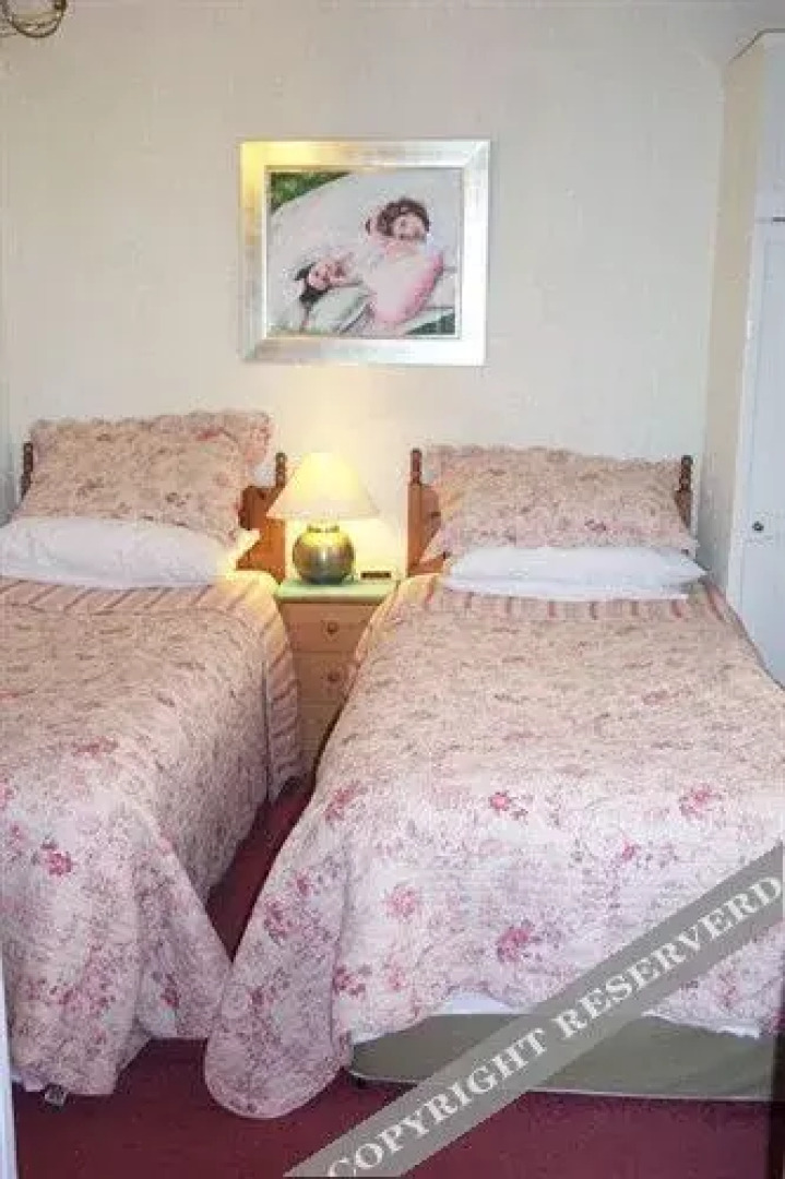 Roseneath Guest House