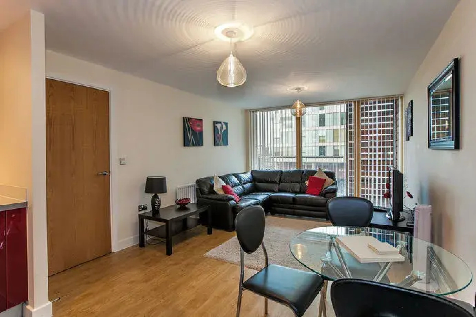 The Hub by ShortstayMK