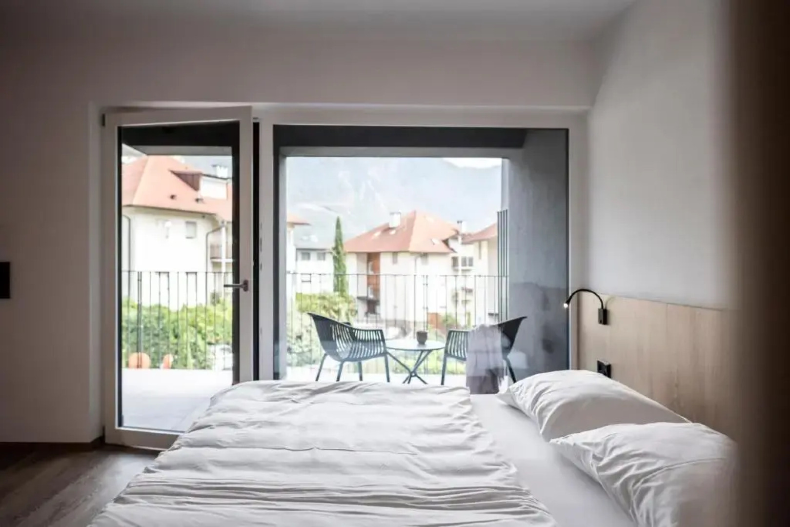 Sambucus Apartments -Premium Apartments for You and Your Dog