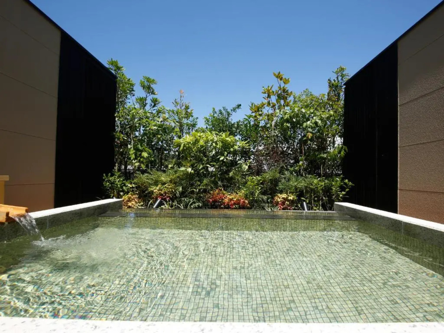 Minato Koyado Awajishima