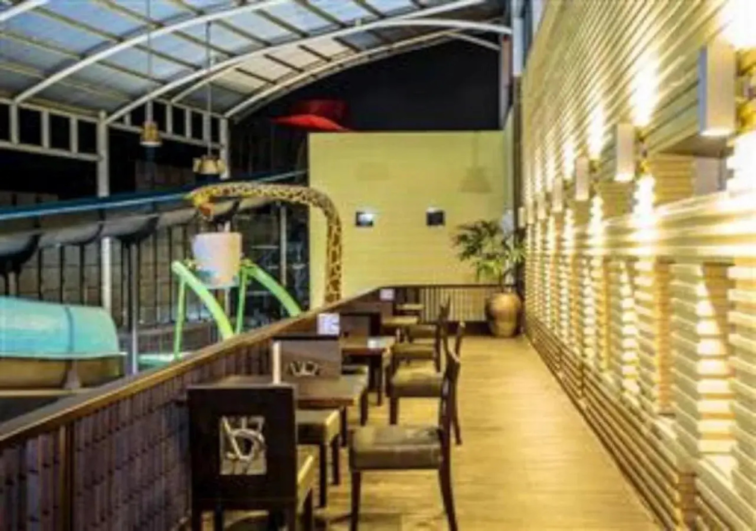 Crown Victoria Hotel Tulungagung