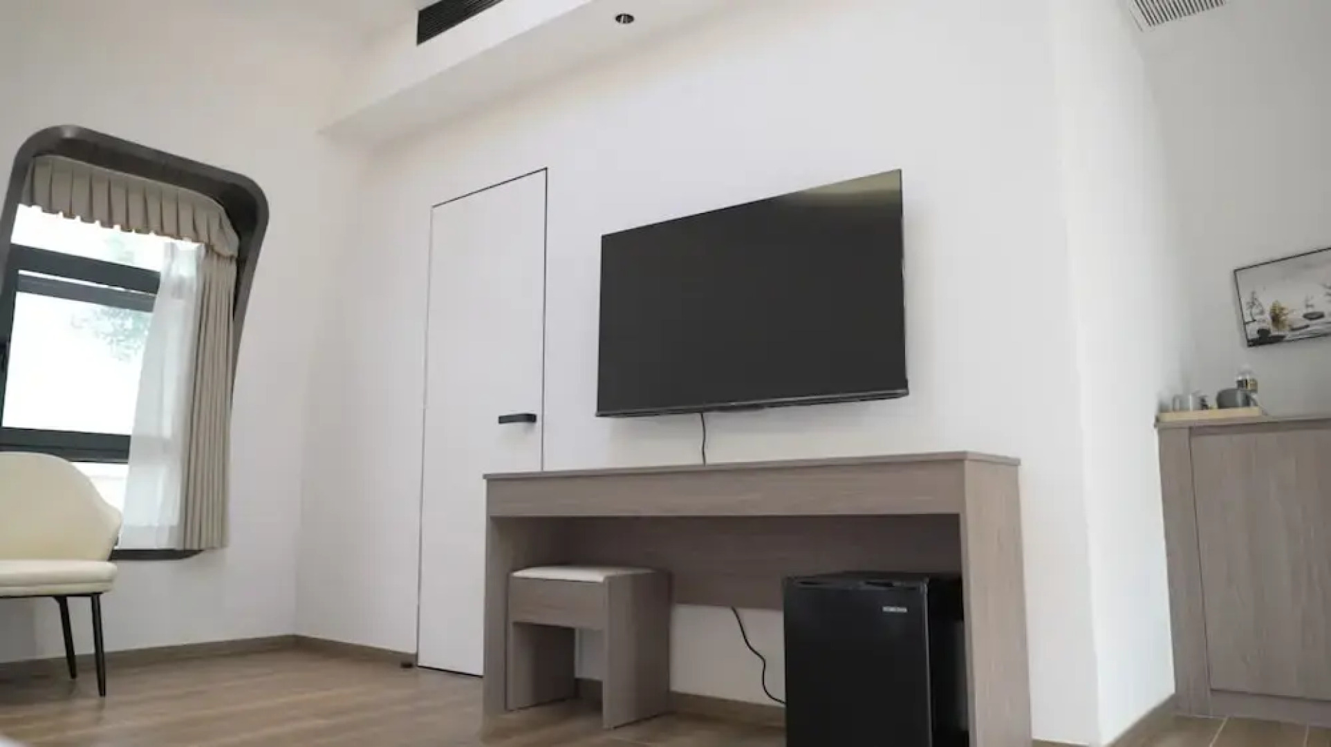 Unicorn Rocket Resort