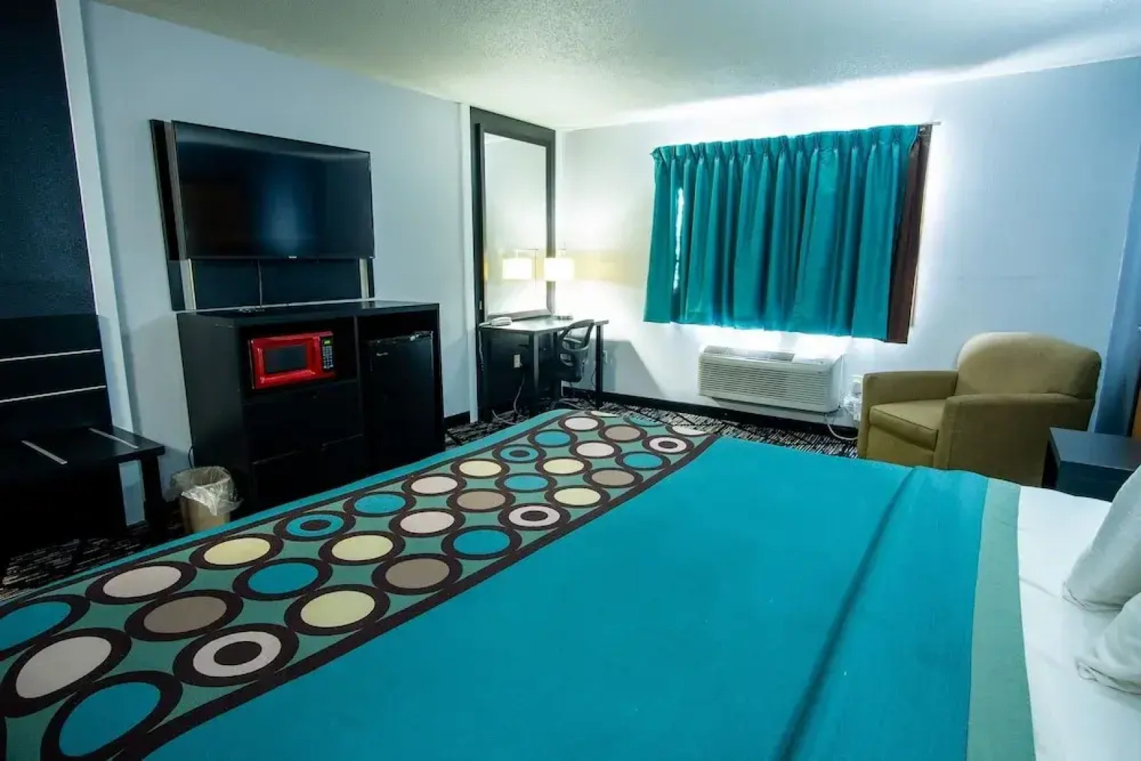 Asteria Inn And Suites