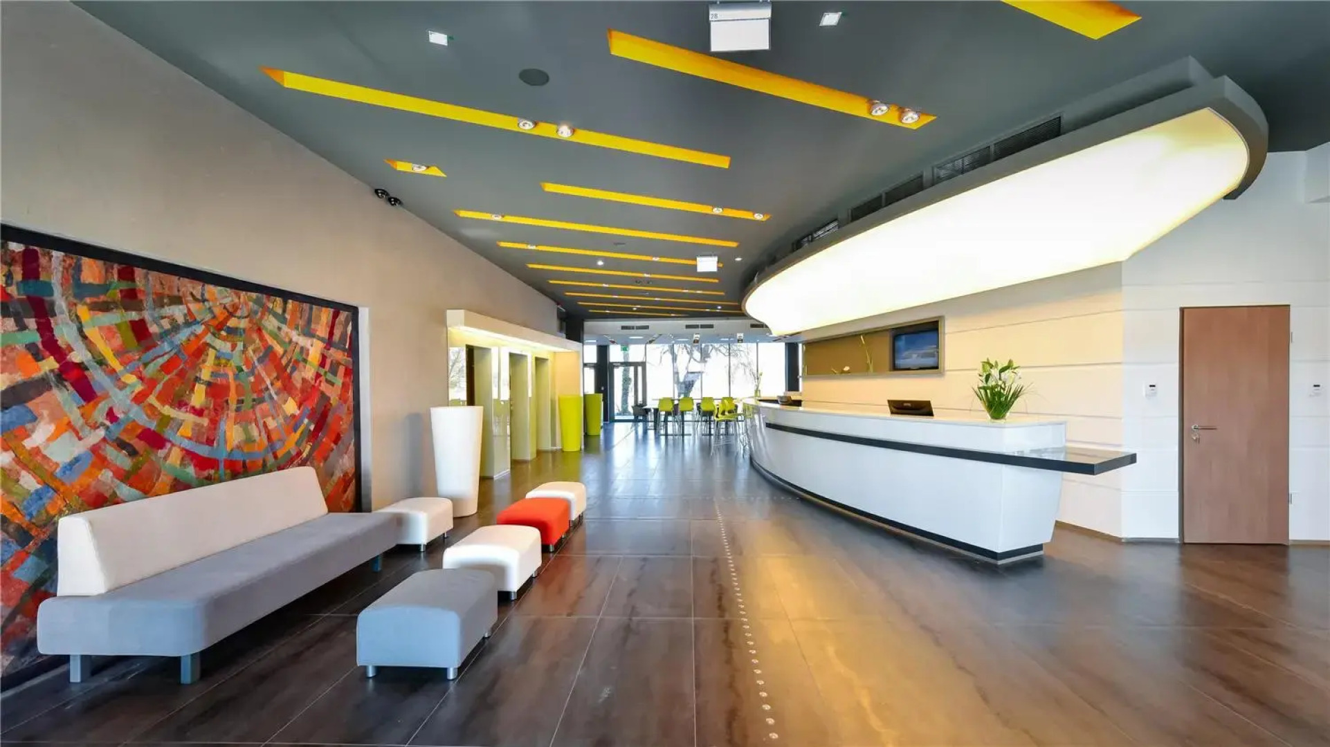 Best Western Plus Lakeside Hotel