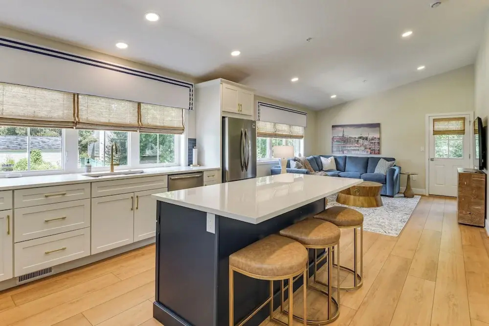 2 Mi to Usna: Modern Annapolis Home w/ Fire Pit