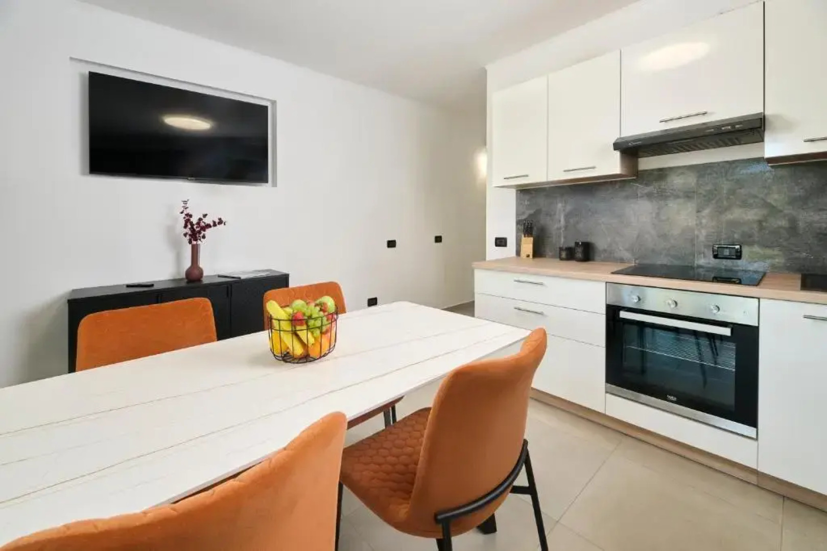 Apartment Zambratija