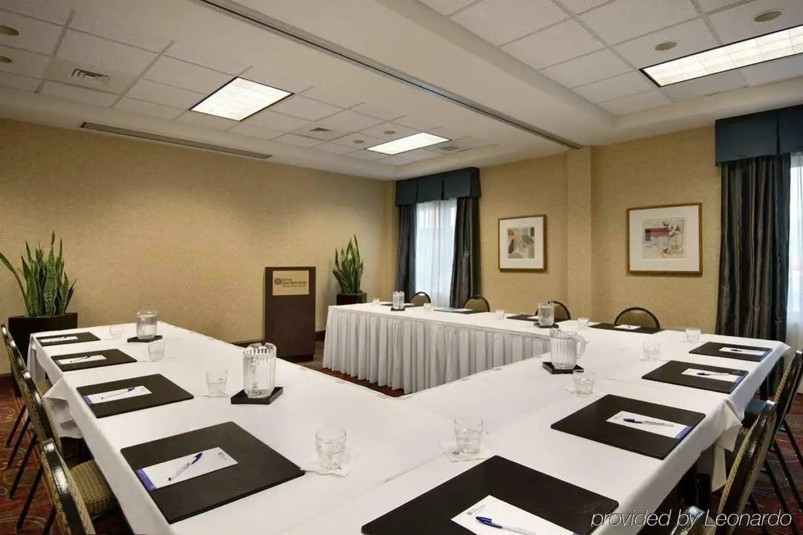 Hilton Garden Inn Chicago OHare Airport