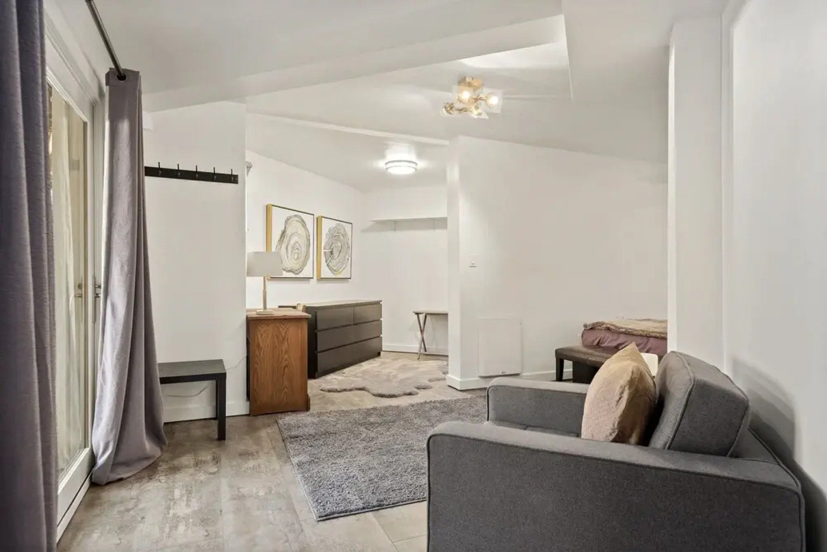 37 Mountain Laurel Drive Studio W/Yard Home