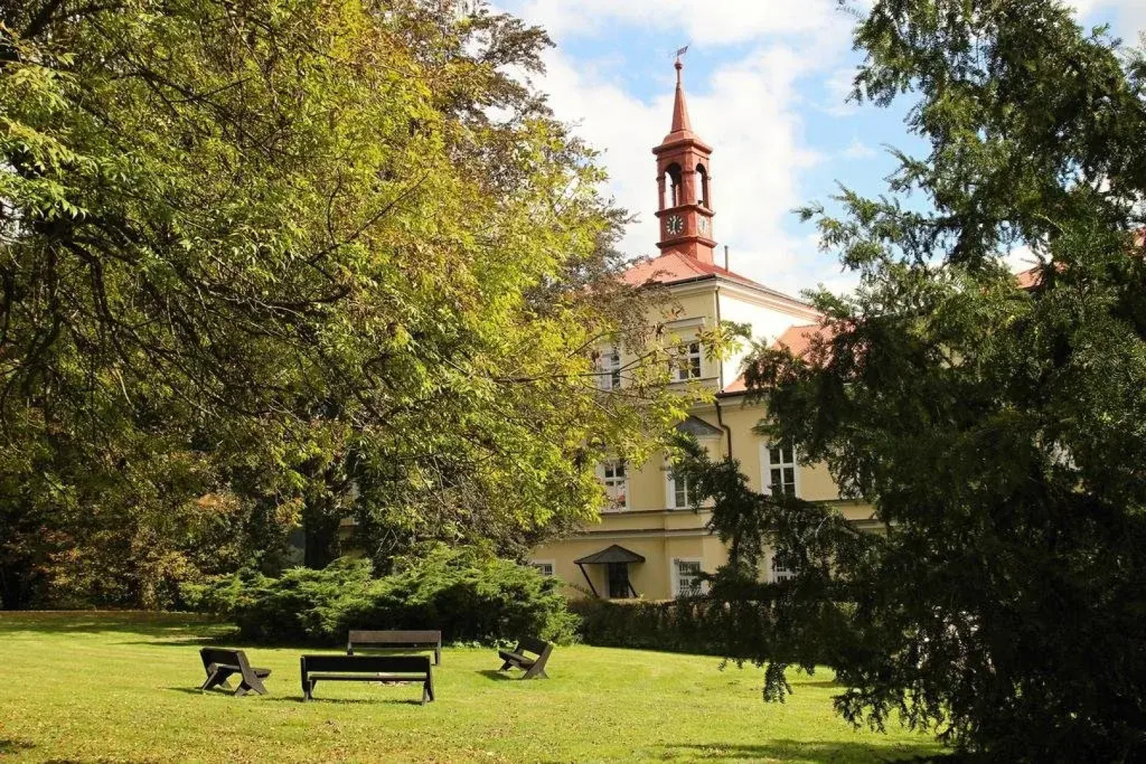 Penzion Zámek Rozsochatec