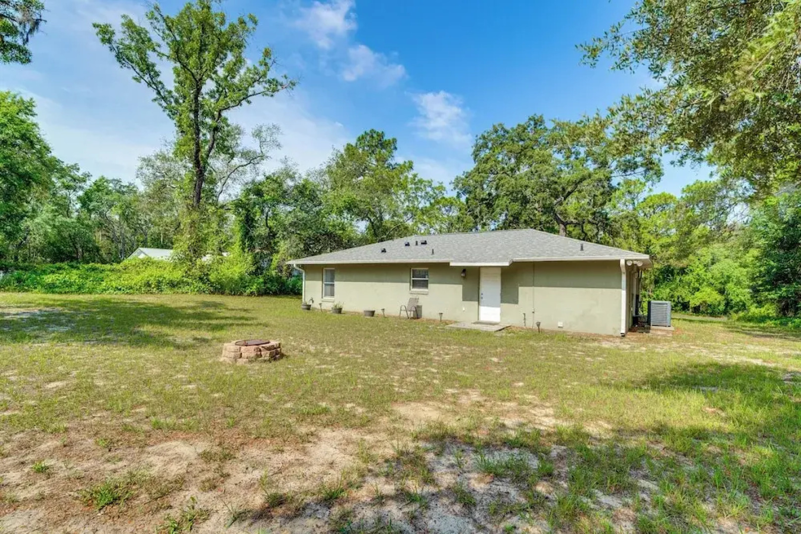 Home 7 Mi to Three Sisters & Hunter Springs