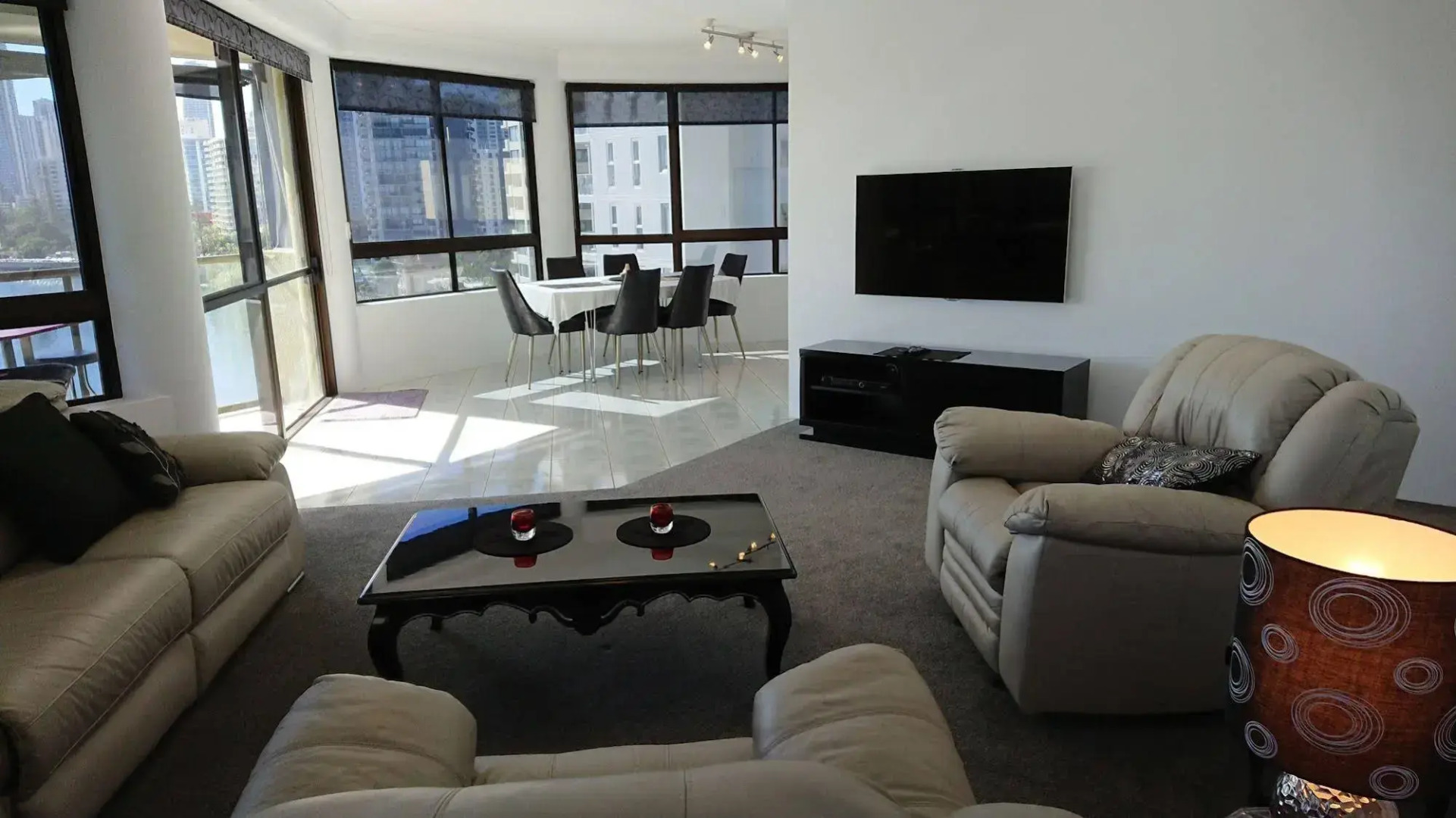 Surfers Hawaiian Apartments