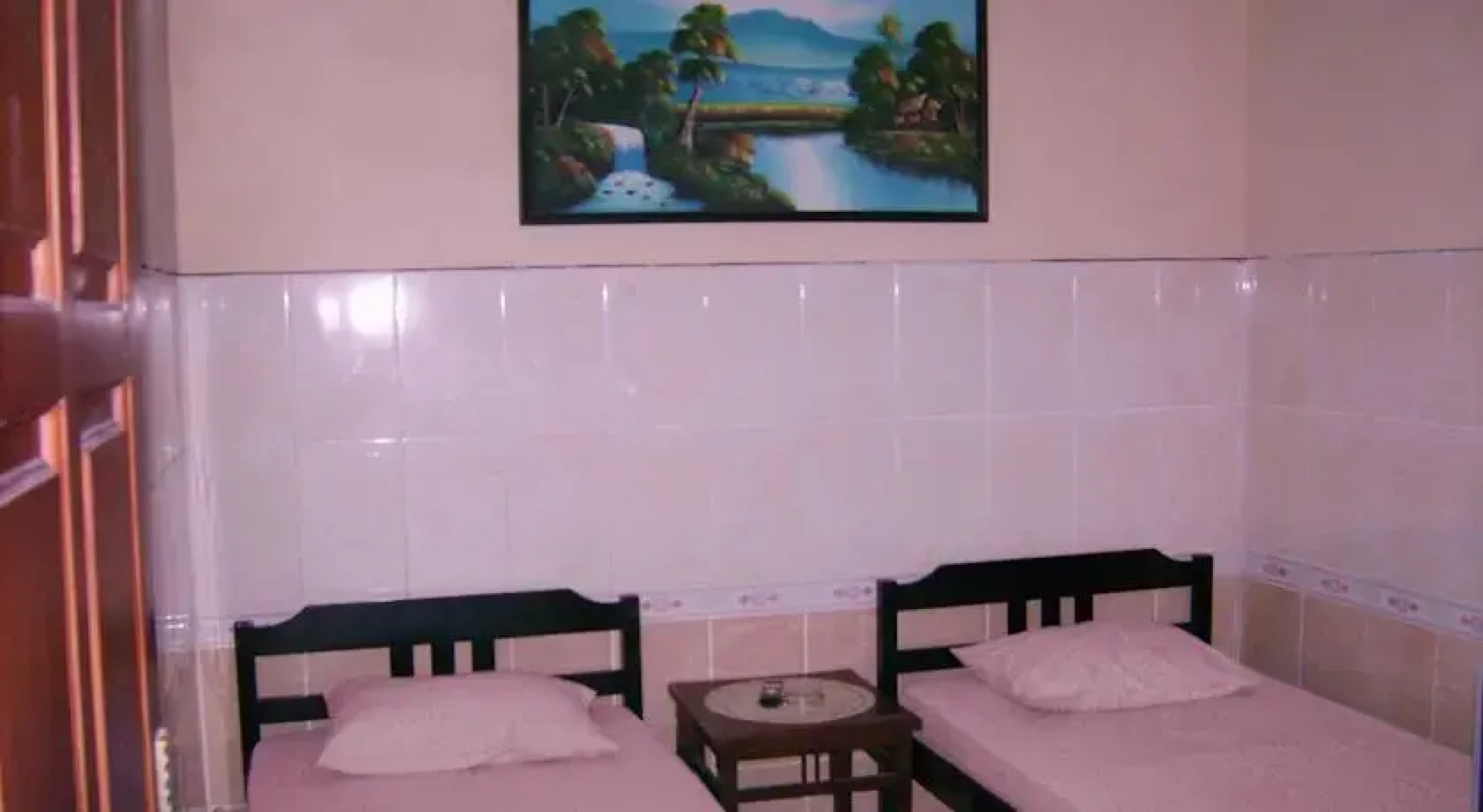 DR Sutomo 44 Homestay