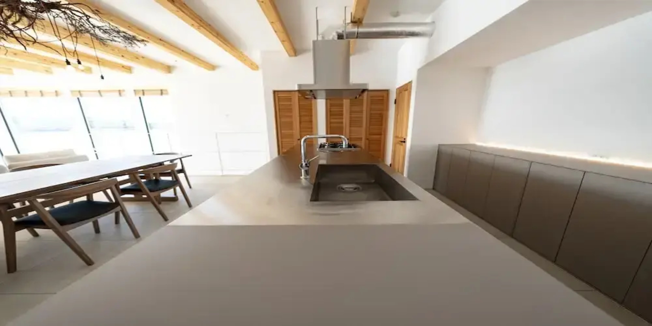 the View miurashiharumicho