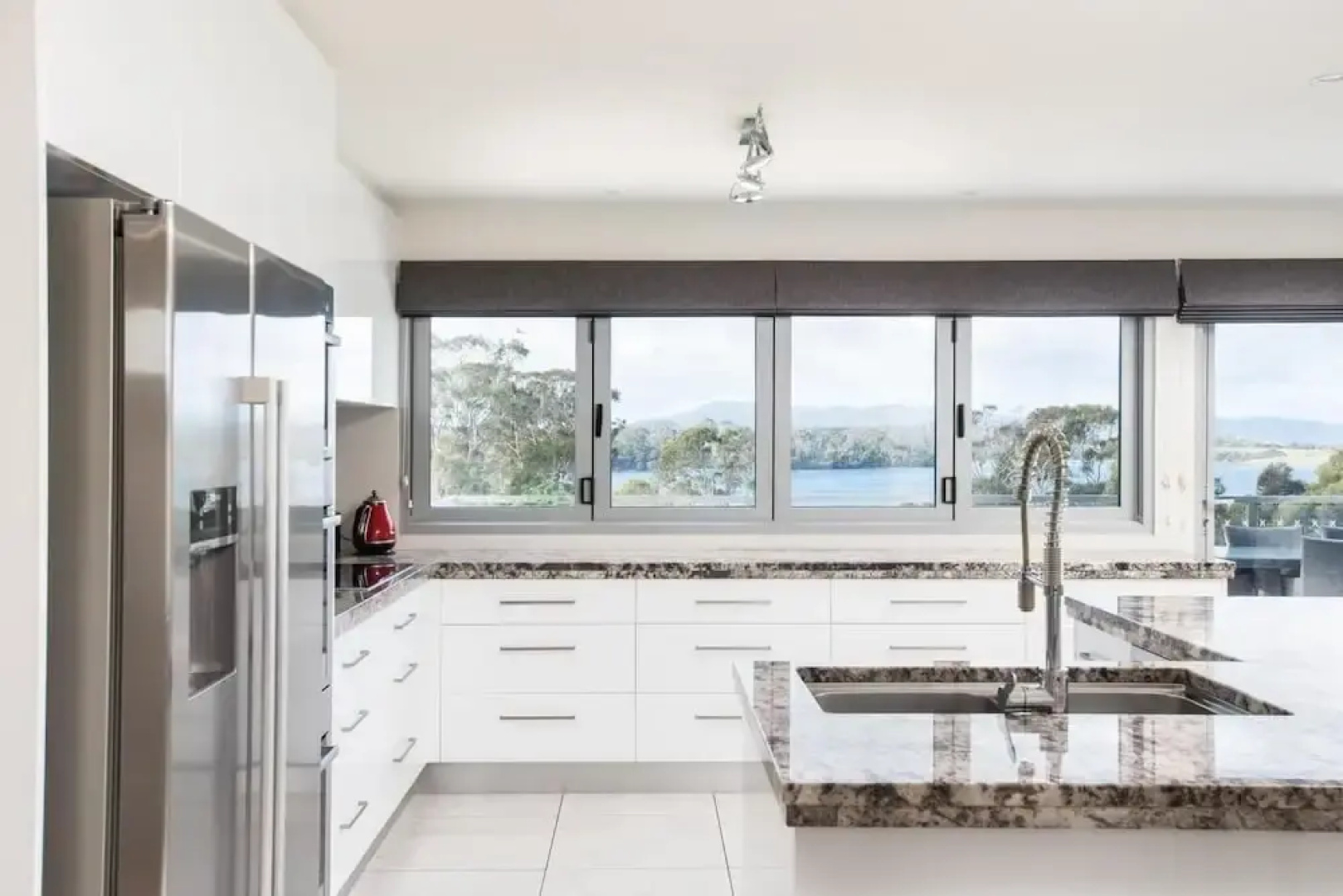 Paradise Point - Tamar Valley Residence with Pool
