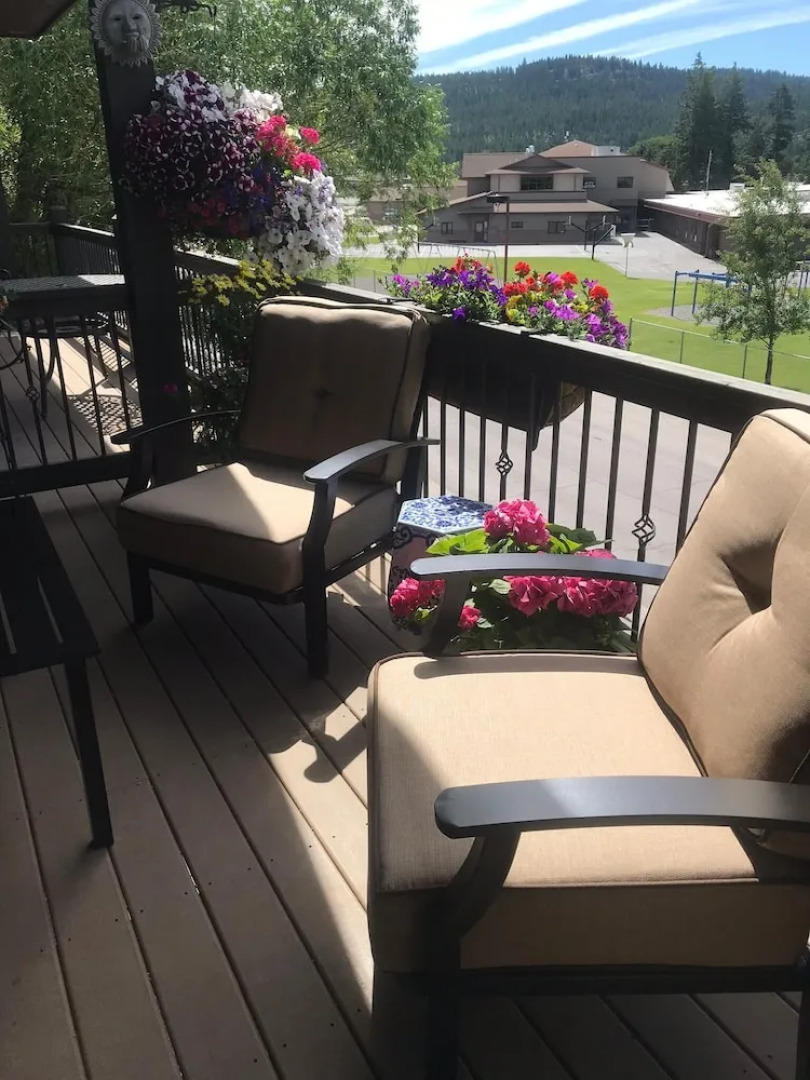 Inn on Bigfork Bay Townhouse on Bigfork Bay