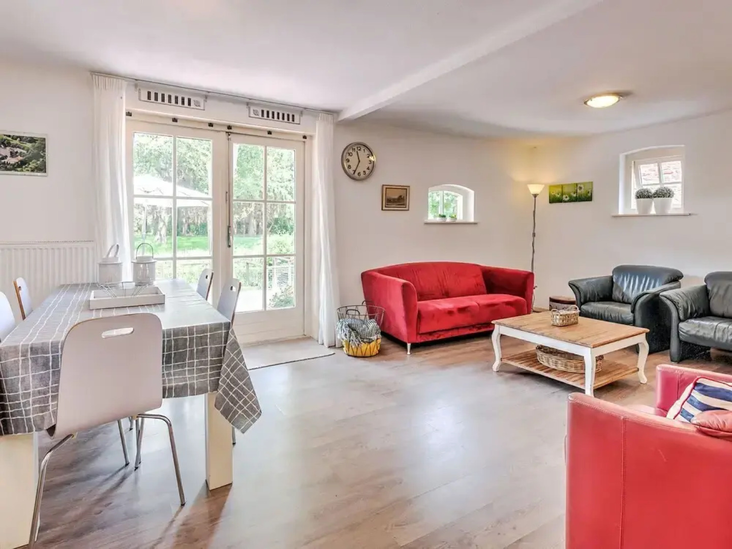 Restful Holiday Home With a Private Terrace and Hottub