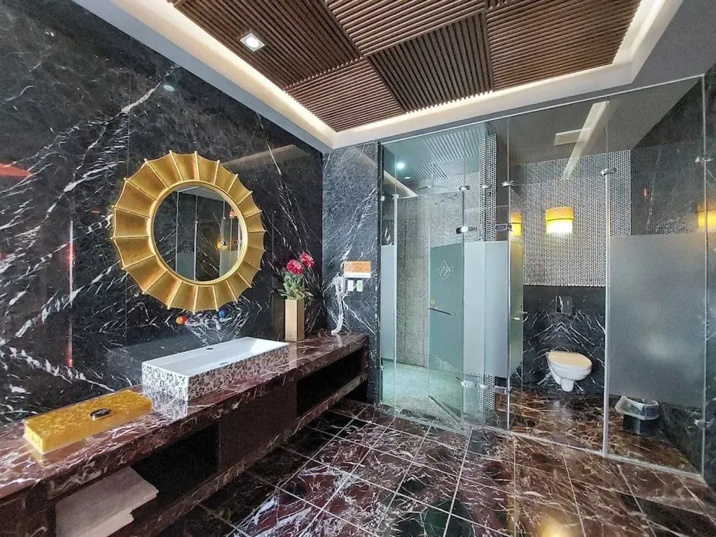 Elysees Motel