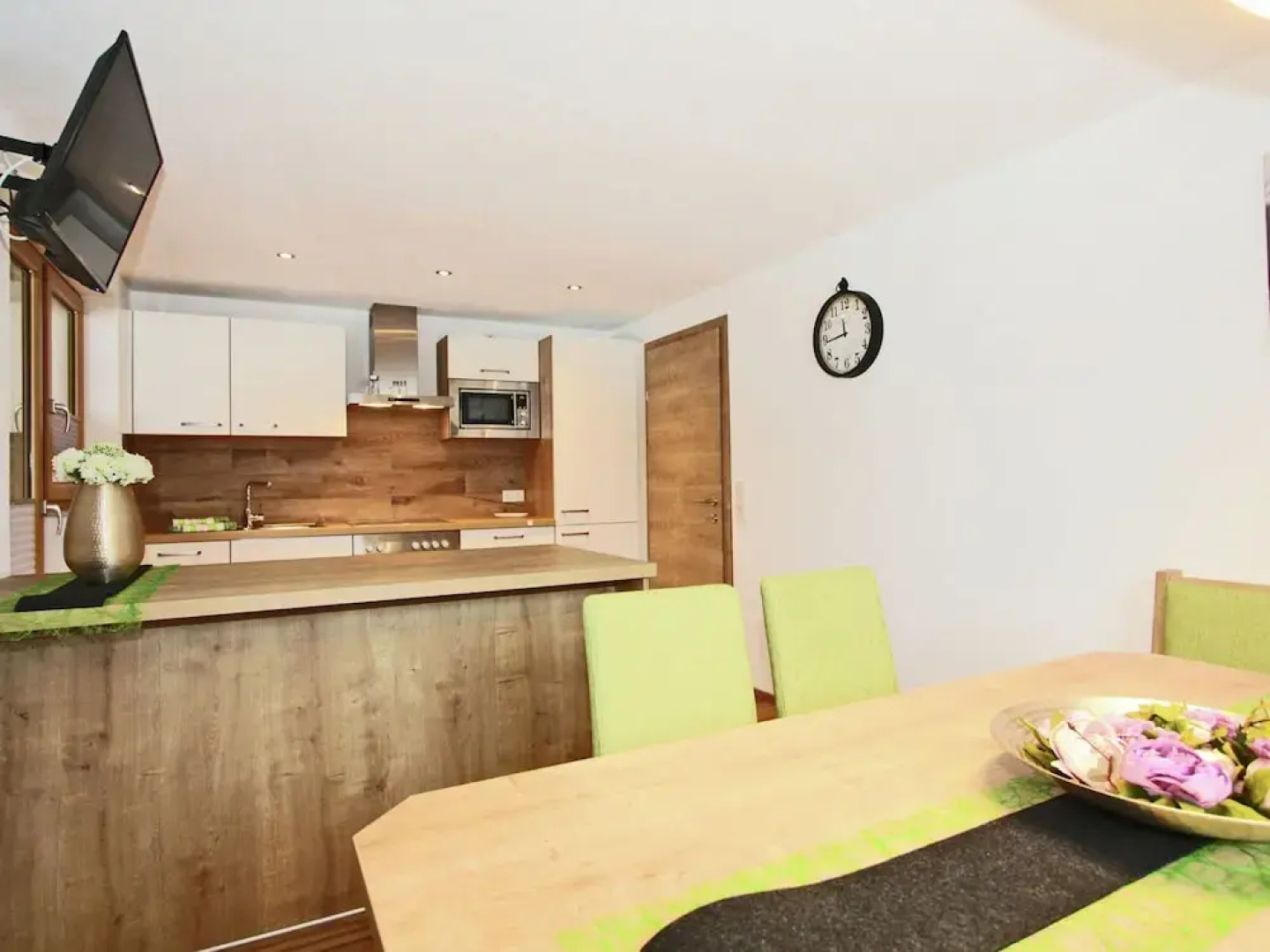 Beautiful Flat Near the Hochzillertal ski Area