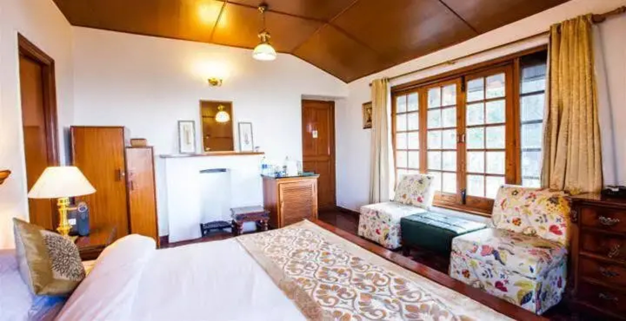 The Amber - Vermont Estate