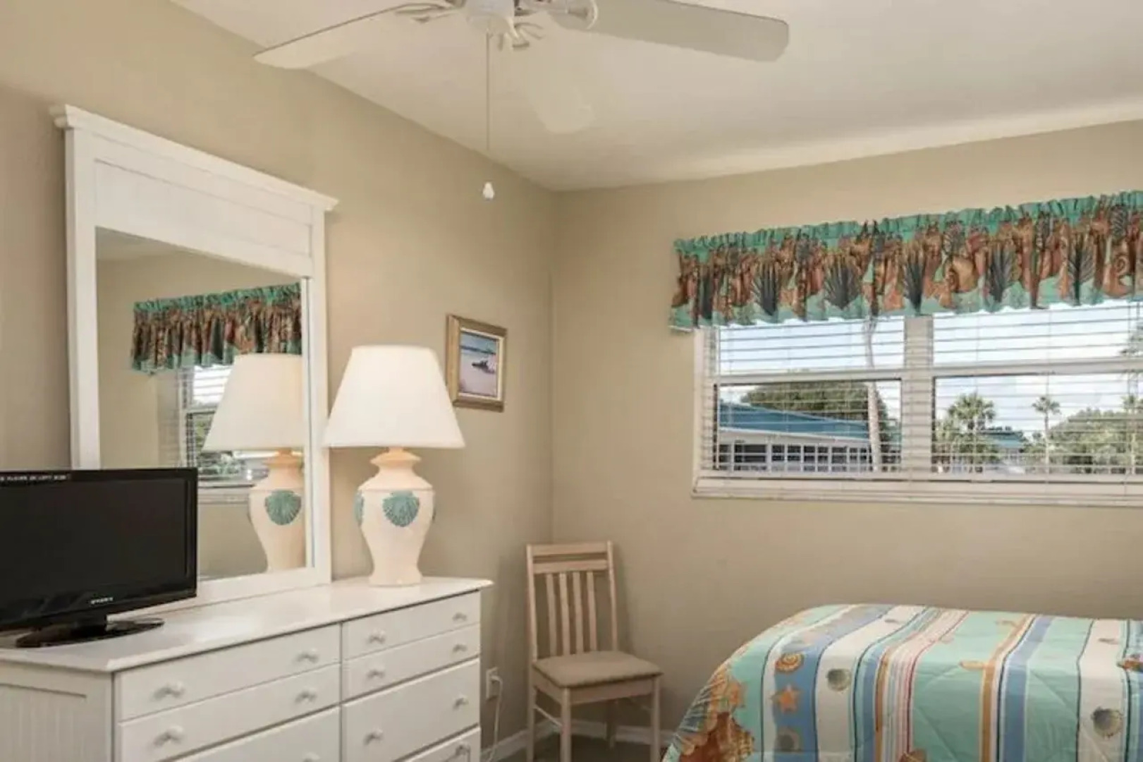 Sanibel Arms West Condominiums