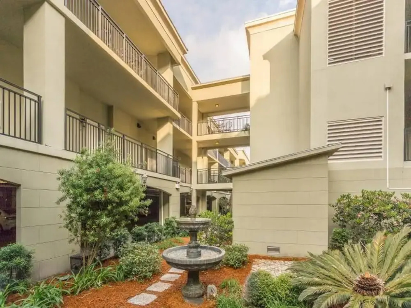 Salt Air Villas by Hodnett Cooper