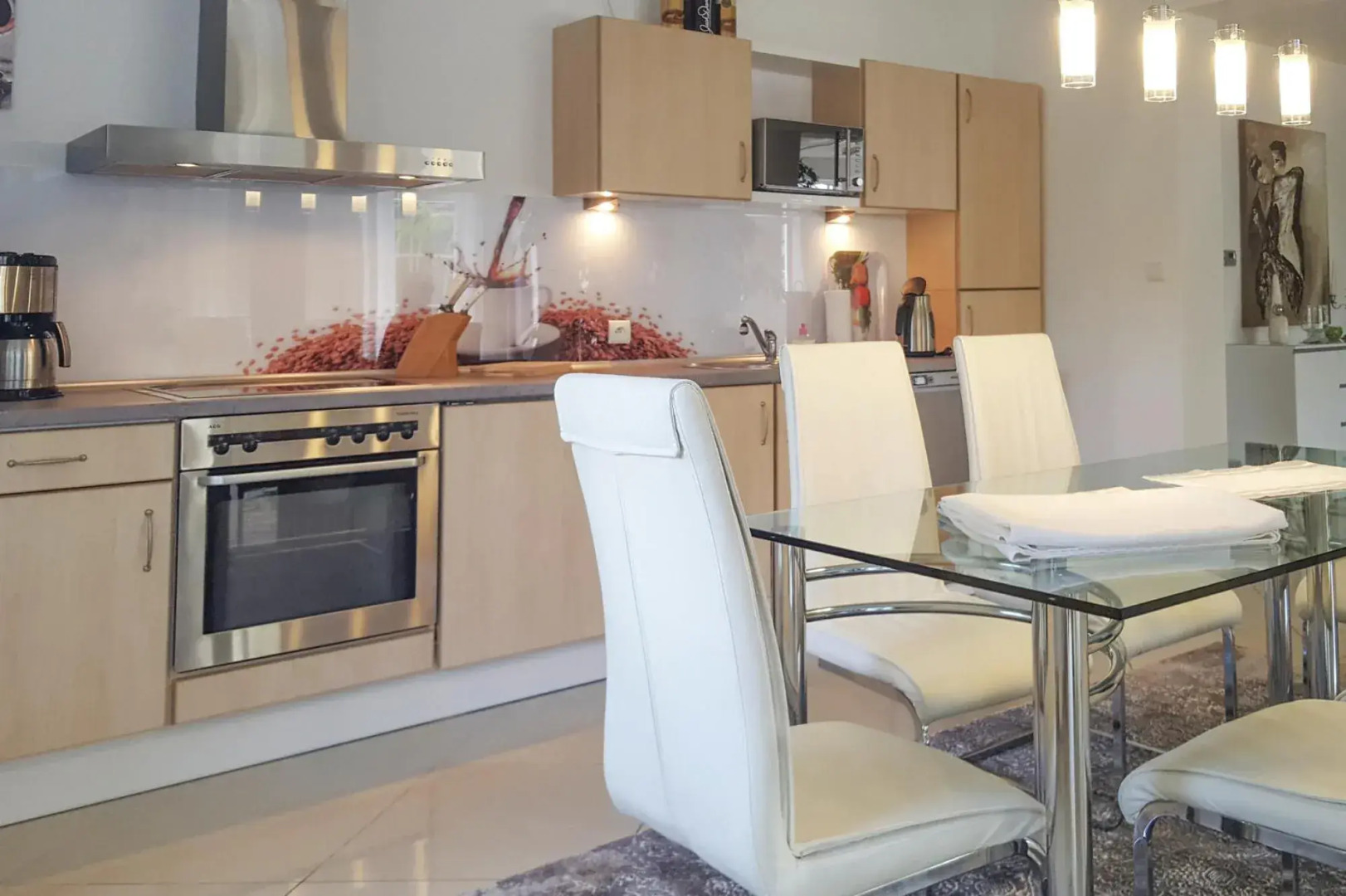 Large, Comfortable Holiday Villa, Private Garden