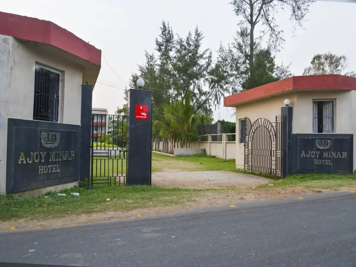 OYO 15149 Hotel Ajoy Minar