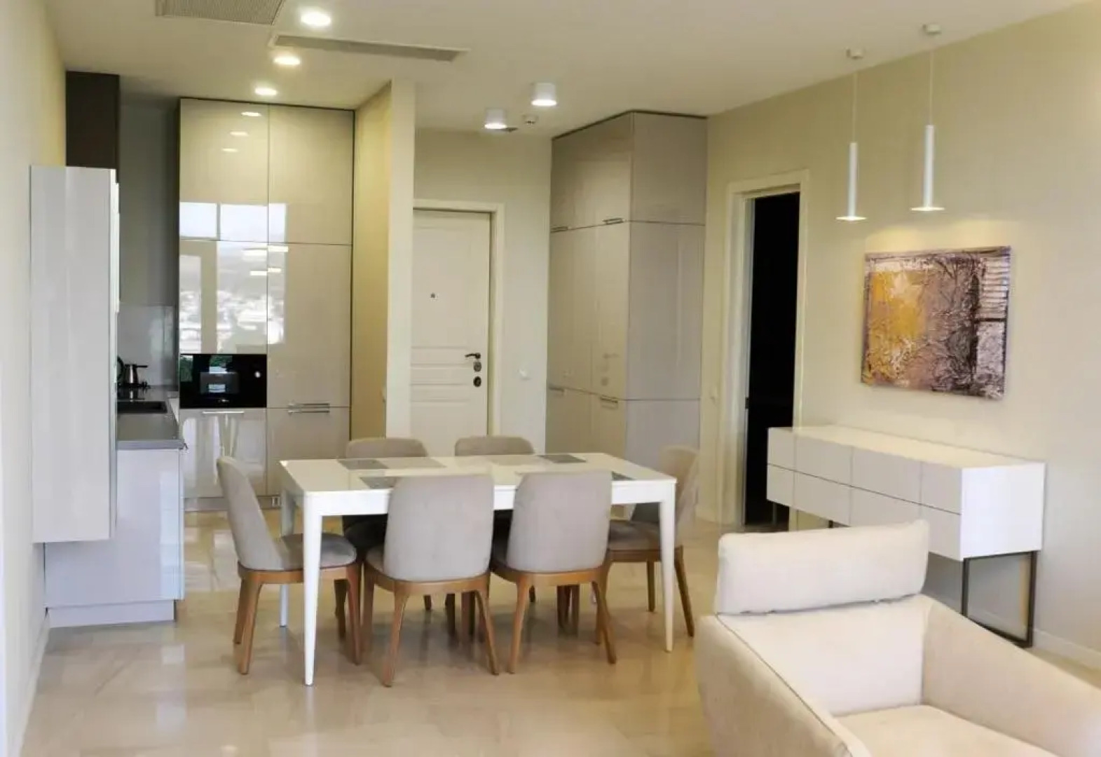 Apartment In King David Residence