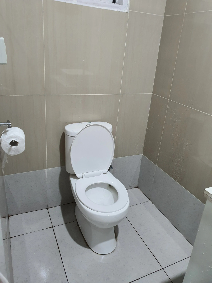 Single Room with Shared Kitchen and Living Room