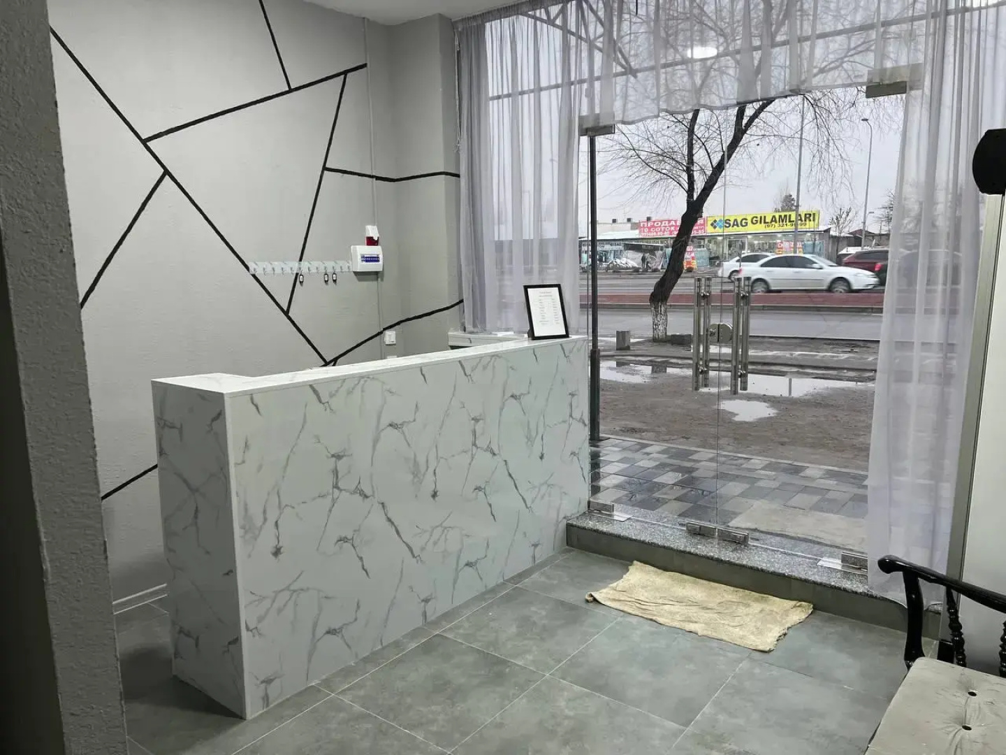 Friends Hostel (Фриендс Хостел)