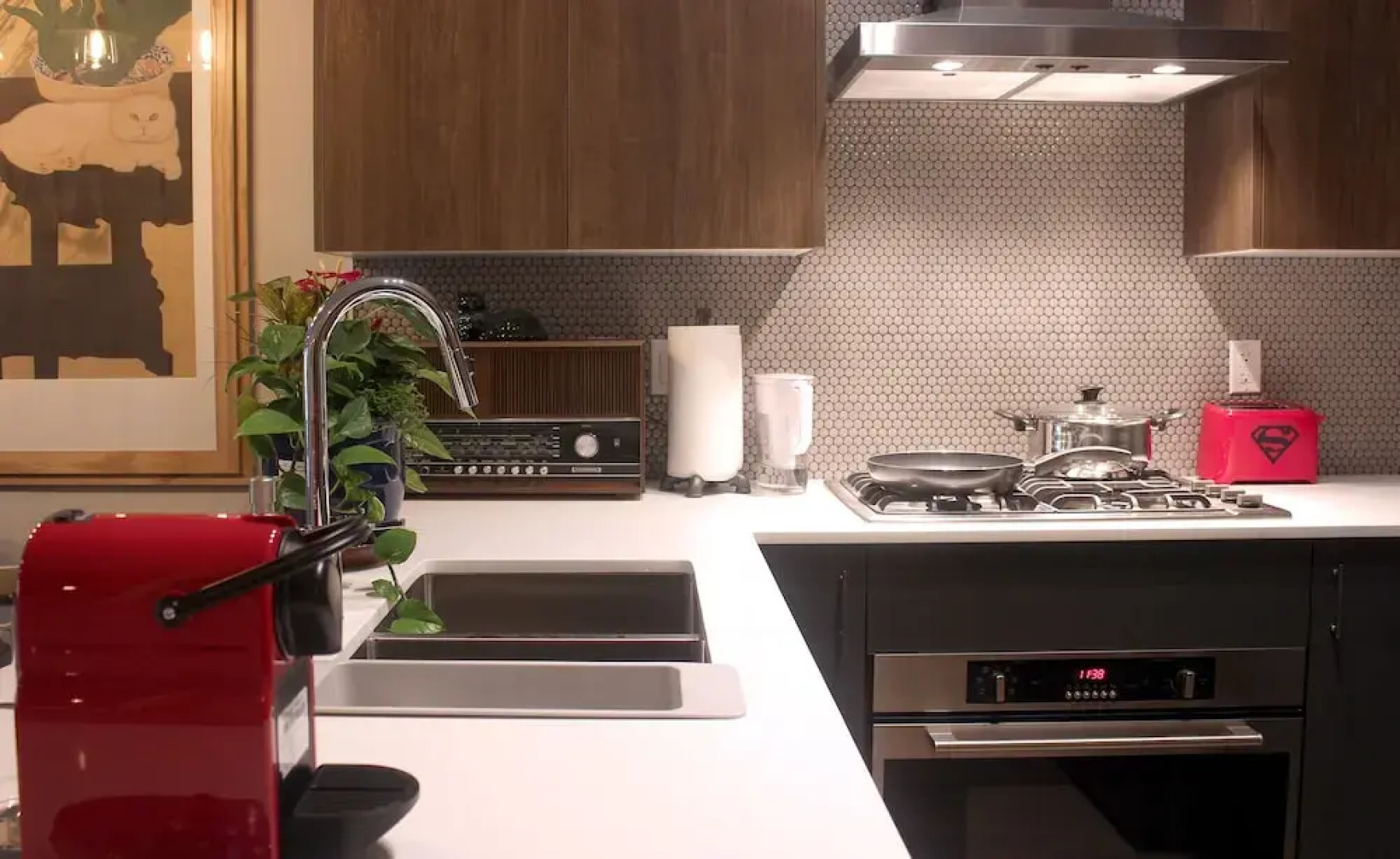 Eclectic Boho-Chic Flat & Patio by Elevate Rooms