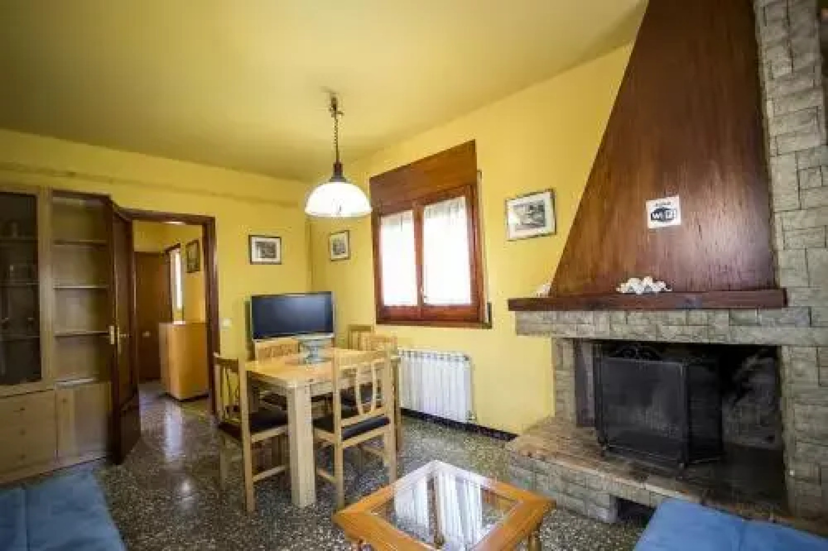 Casa De Vacaciones "CAL VIVES"