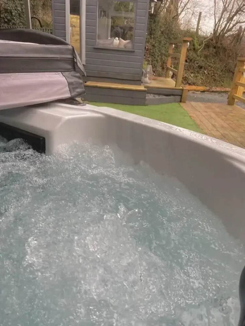 A Beautiful, Unique Lodge, Made for two