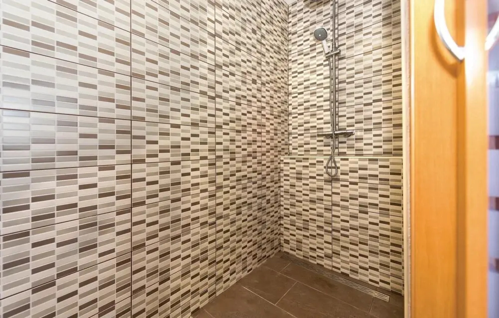 Amazing Home in Vodice With Wifi, 3 Bedrooms and Sauna