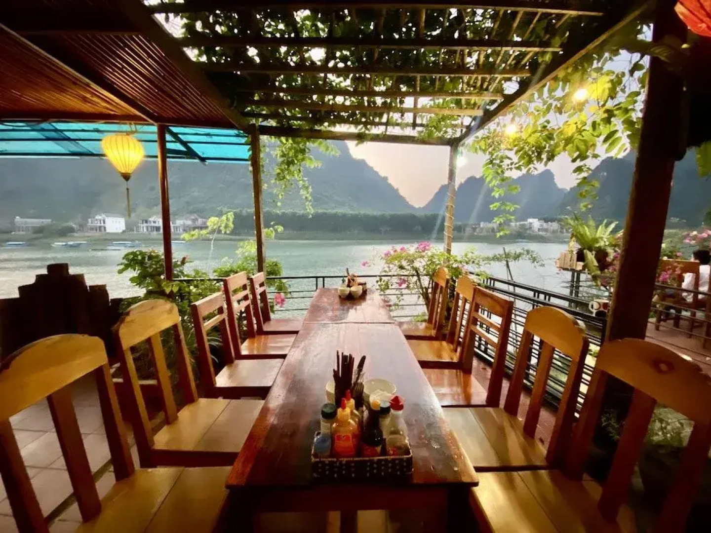 Phong Nha Coco Riverside Homestay