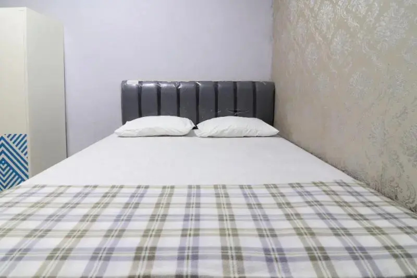 Ombey Guest House by ZUZU